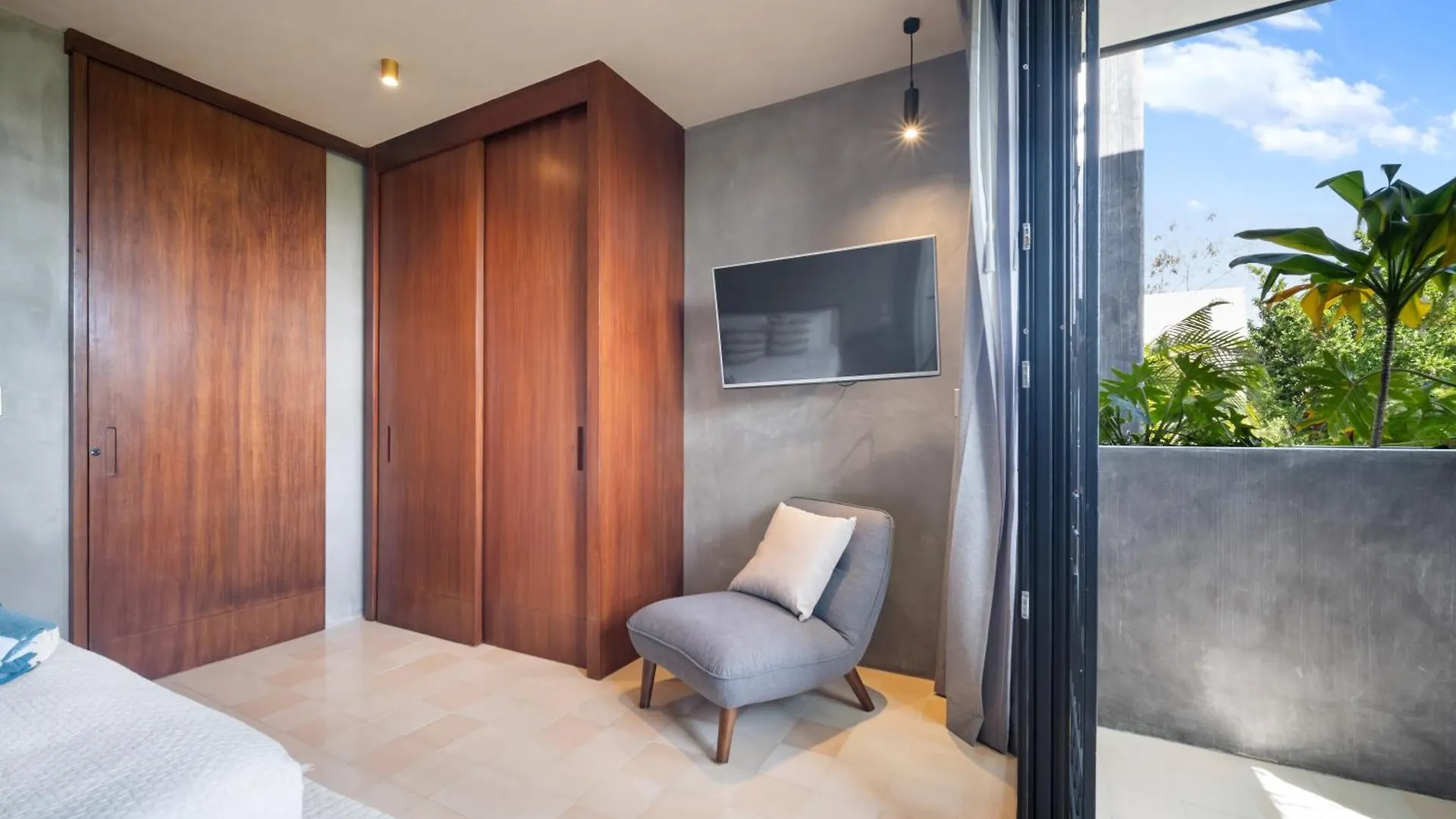 2Br Jungle Ph W Private Pool, Rooftop, Spa Tulum Apartment